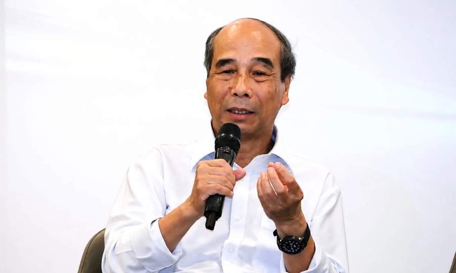 Vietnam's top math institute warns of 'intellectual decline' as students offload homework to AI