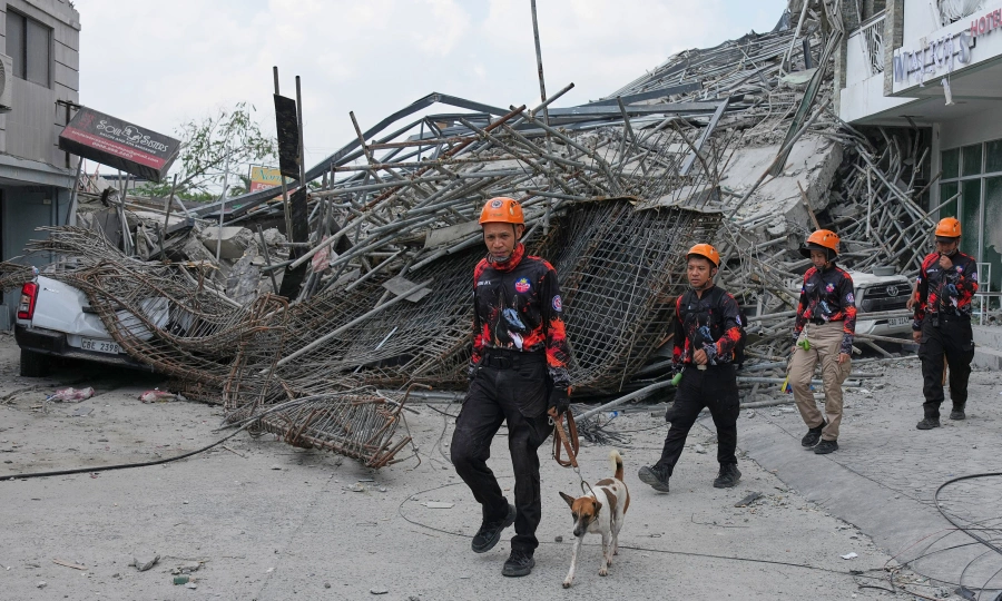 Philippine construction collapse toll hits 4, over dozen missing