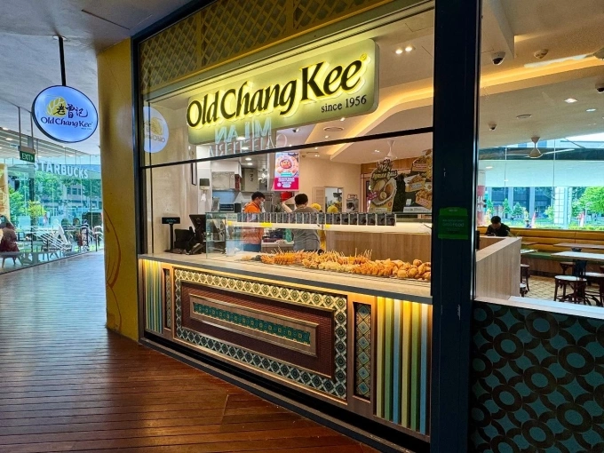 Leaving multinational firm for curry puff stall: How entrepreneur Han Keen Juan grew Old Chang Kee brand in world's second richest country 3 An Old Chang Kee outlet. Photo from Facebook/Old Chang Kee Singapore