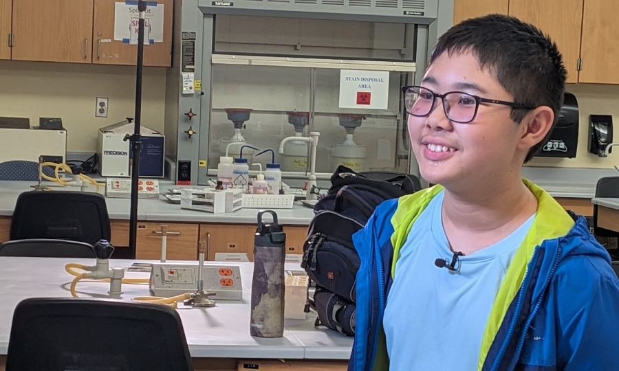 12yo Vietnamese-American graduates top of US college class with perfect GPA