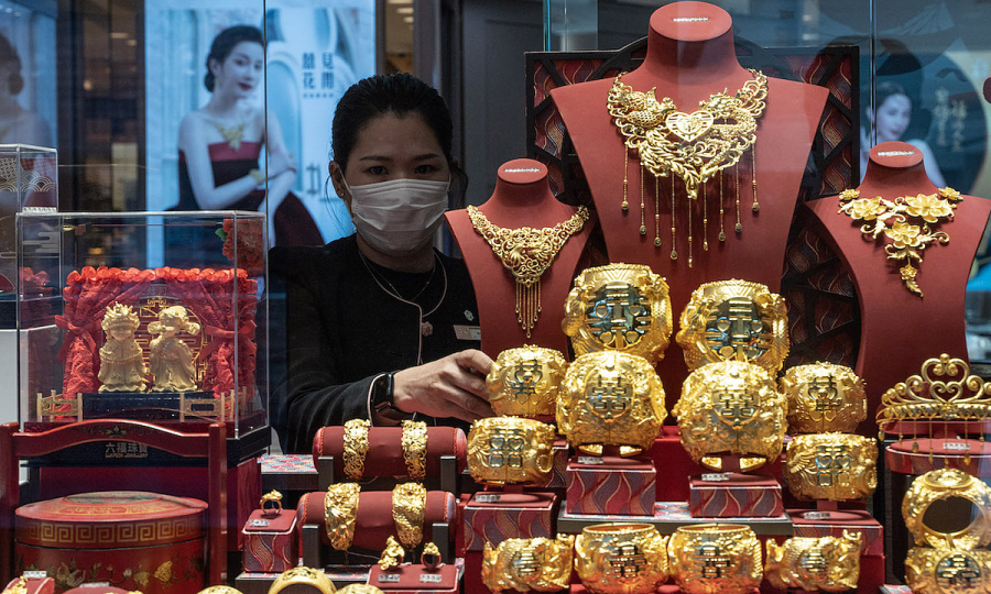 Hong Kong Tops Global Cross-Border Wealth Hubs: Implications for Investors and Expats
