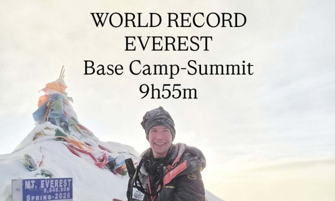 US climber smashes Everest speed record