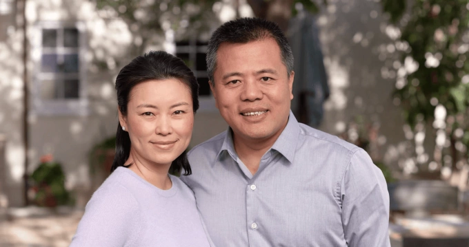 Chinese billionaire Chen Tianqiao’s wife sells Singapore bungalow for $59M 1 Chrissy Luo (L) and Chen Tianqiao, co-founders of Shanda Group. Photo from Tianqiao and Chrissy Chen Institutes website