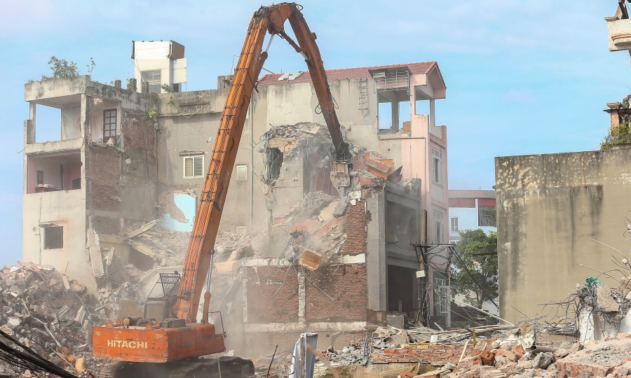 With too few landfills, Hanoi drowns in million tons of construction debris