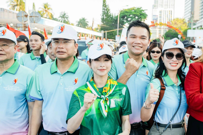 Herbalife supports Vietnam Consumer Rights Day 2026 3 Nguyen Thanh Dat (R, 2nd), Communications Director of Herbalife Vietnam, attends the event. Photo courtesy of Herbalife