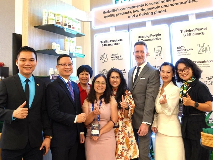 Herbalife strengthens sustainable development cooperation in Vietnam 2 Herbalifes sustainable development information area at the Innovation and Sustainable Development Dialogue organized by USABC. Photo courtesy of Herbalife Vietnam