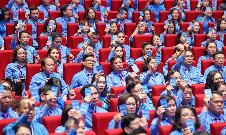 Vietnam labor union seeks two extra days for National Holiday