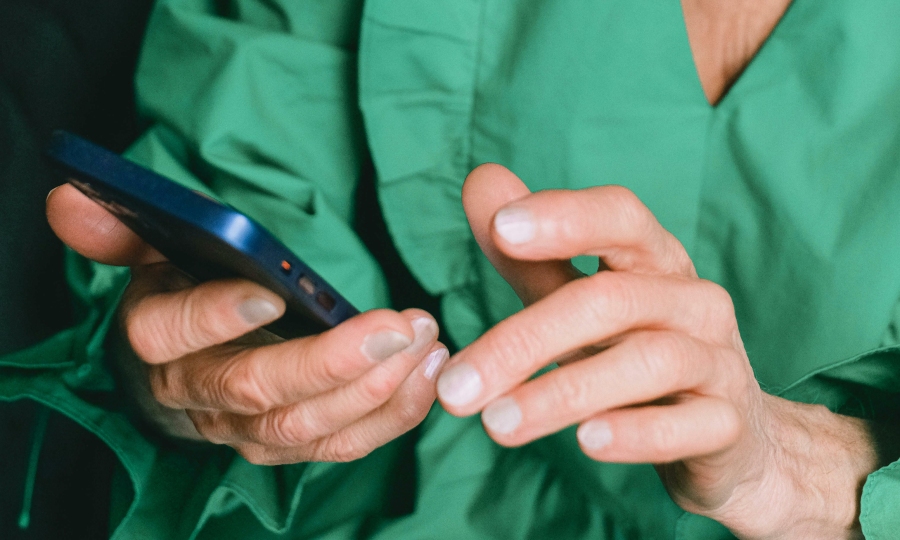 Police stop Vietnamese woman from losing $50,000 to ‘US General’ romance scam