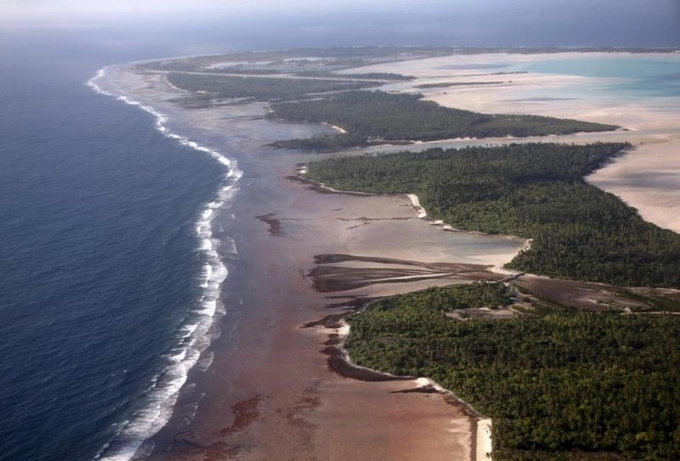 An aerial view of the coast of Kiribati. Photo by Reuters