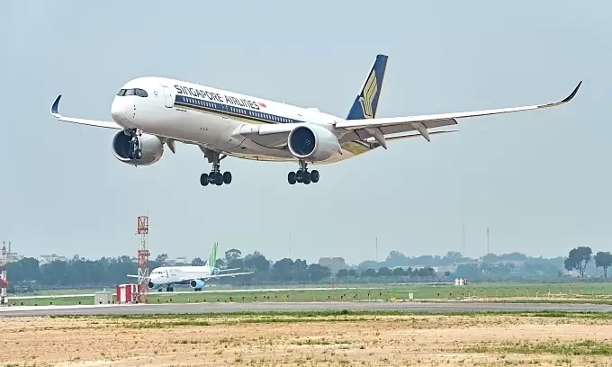 Drone sighting delays 16 flights at Hanoi airport