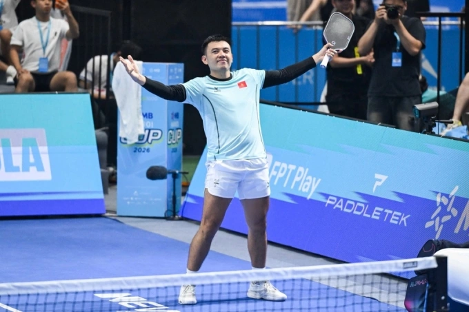 Ly Hoang Nam celebrates his victory to claim championship at PPA Hanoi Cup in Hanoi, April 4, 2026. Photo by VnExpress/Giang Huy