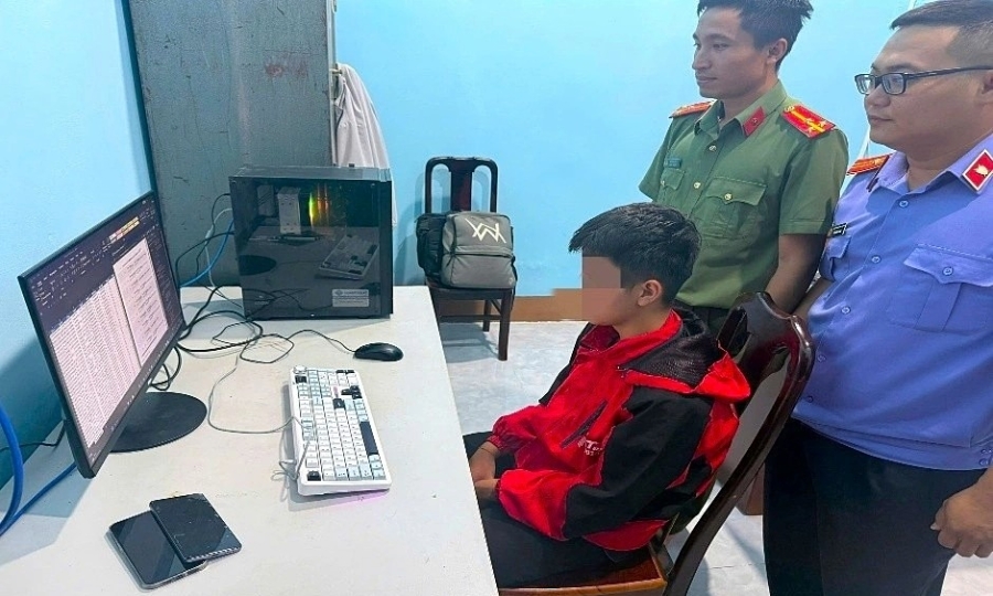 Self-taught 16-year-old hacks Vietnam's national vaccine database and sells 20 million records