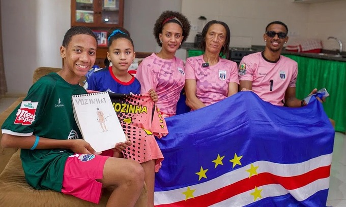 Mother of Cape Verde heroic keeper Vozinha gets visa to World Cup
