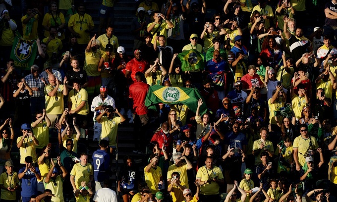World Cup live: Brazil 3-0 Haiti (half-time)
