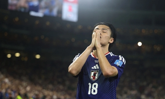 World Cup group stage: Tunisia 0-3 Japan (2nd half)