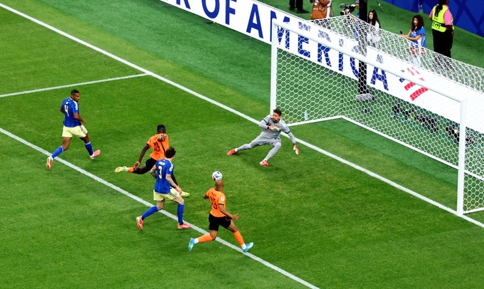 The Netherlands Brian Brobbey scores their first goal in their 5-1 victory over Sweden in FIFA World Cup 2026 Group F match in Houston Stadium, Houston, Texas, U.S., June 20, 2026. Photo by Reuters