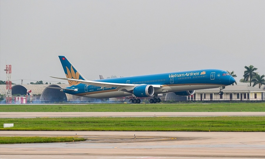 Flight from Ho Chi Minh City diverts to Hong Kong after passenger falls ill mid-flight