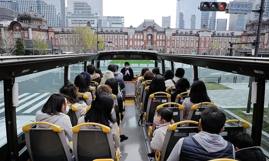 Japan set to test fully driverless public buses next year