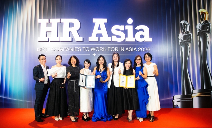 Vantive Vietnams team at the award. Photo courtesy of the company