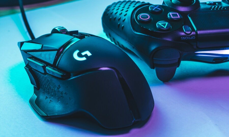 Chinese Logitech reseller fined for ad likening shoppers to dogs