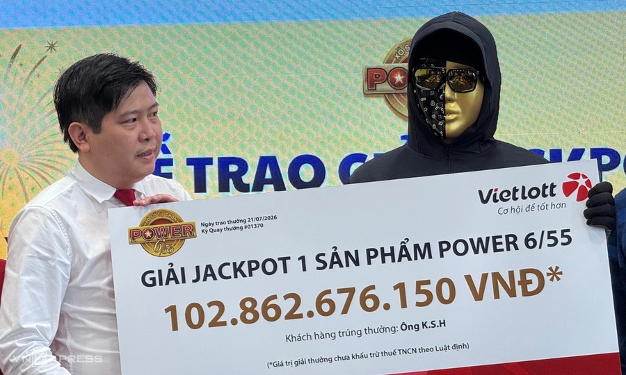 South Korean wins biggest Vietnam lottery prize ever claimed by a foreigner