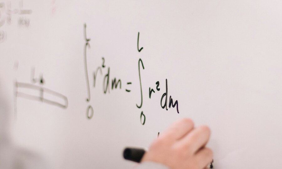 Chinese teen who aces International Mathematical Olympiad twice used to cry over scoring average in English