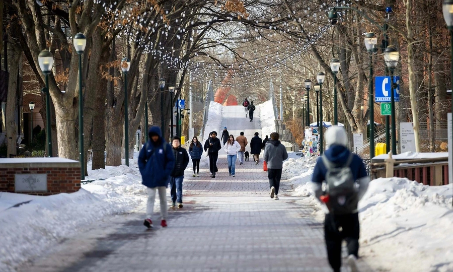 US universities urge foreign students to return from overseas before 4-year visa limit takes effect