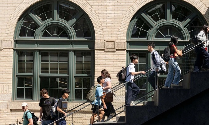 New US visa rules create fresh hurdles for international students pursuing higher study or careers - e.vnexpress.net