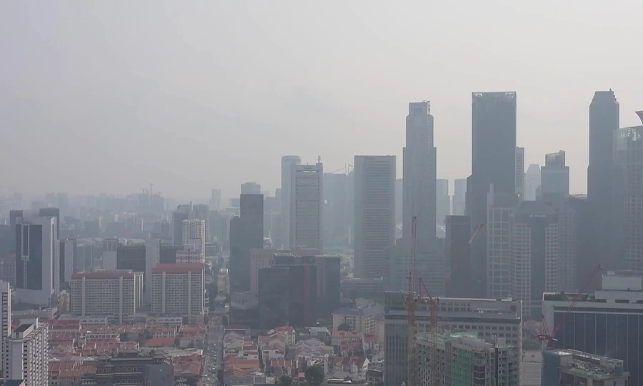 Singapore Air Quality Declines as Indonesian Wildfires Cause Widespread Regional Haze