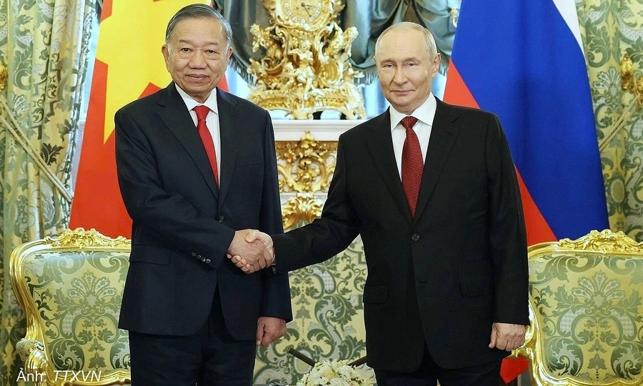Vietnamese President To Lam and Vladimir Putin Oversee New Bilateral Cooperation Agreements