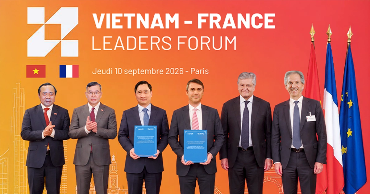 Representatives of Sanofi and VNVC sign a joint declaration on strategic cooperation in vaccine manufacturing at the Vietnam-France Business Forum in Paris. Photo courtesy of VNVC