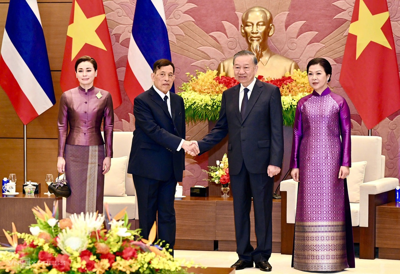 Party General Secretary and President To Lam and his wife with Thai King Maha Vajiralongkorn Phra Vajiraklaochaoyuhua and Queen Suthida. Photo by Giang Huy