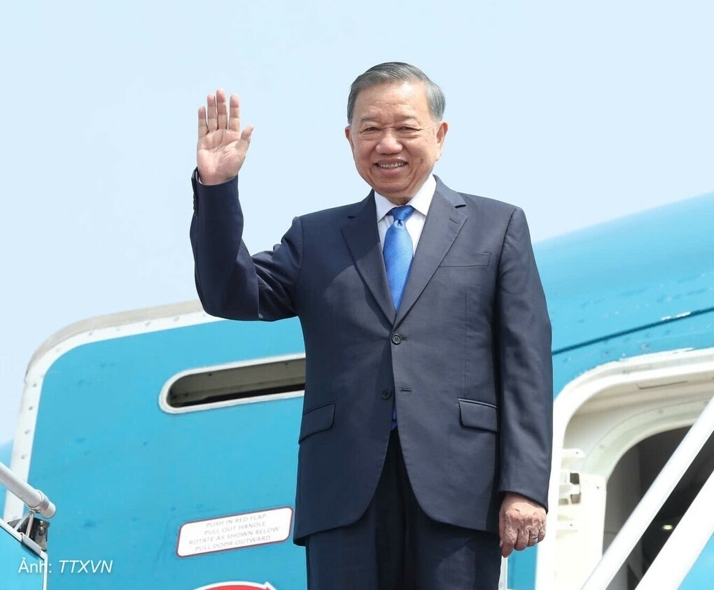 General Secretary of the Communist Party of Vietnam Central Committee and President To Lam departs Hanoi on Sep. 20 morning to attend the UNGA 81 high-level general debate, engage in bilateral activities in the U.S, and pay a state visit to Canada. Photo by VNA