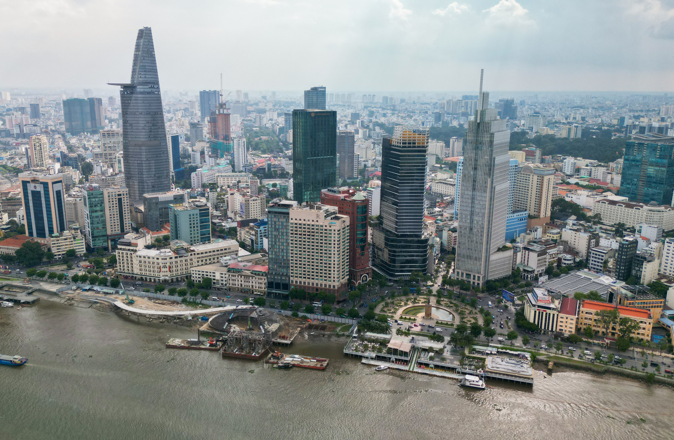 Real estate in central Ho Chi Minh City near the Saigon River, Aug, 2026. Photo by VnExpress/Quynh Tran