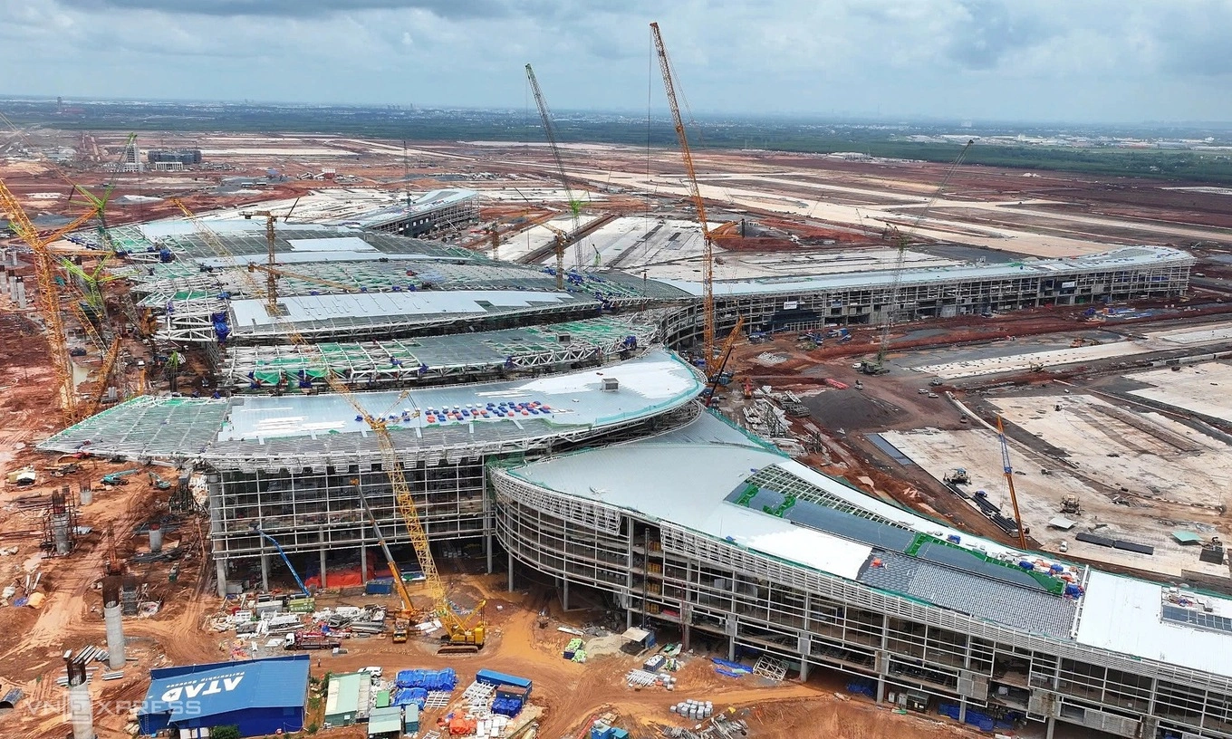 Long Thanh airport construction site in July 2025. Photo by VnExpress/Phuoc Tuan
