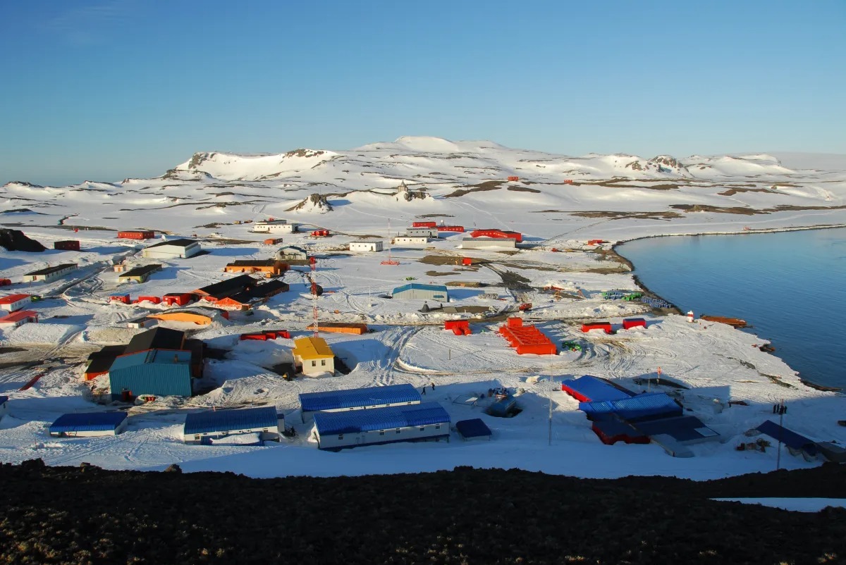 A view of Villas Las Estrellas. Photo courtesy of Wiki Travel Chile
