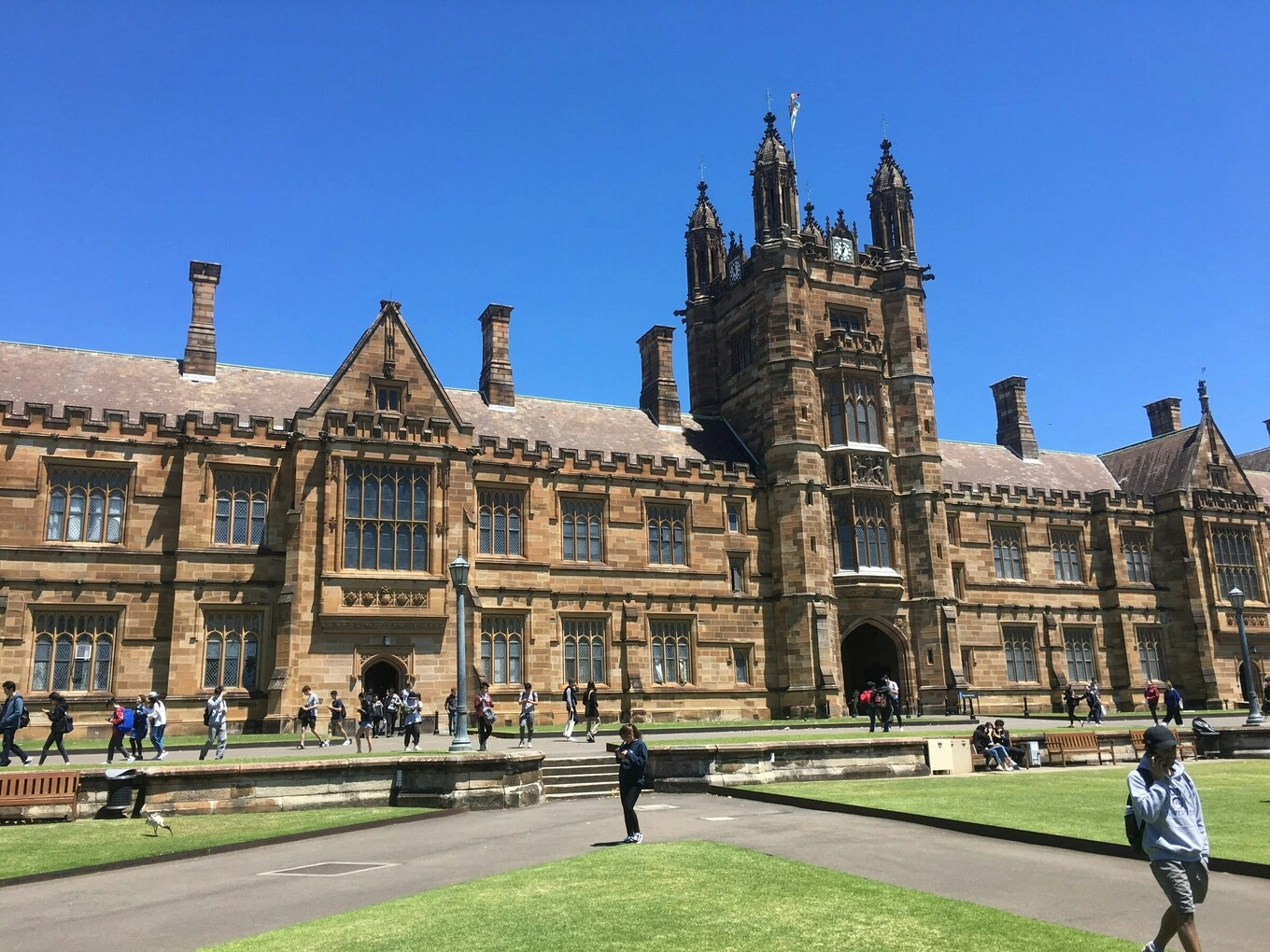 The Quadrangle Clocktower at the University of Sydney in Camperdown, New South Wales, Australia, Oct. 23, 2020. Photo: Ethan Shi/Unsplash