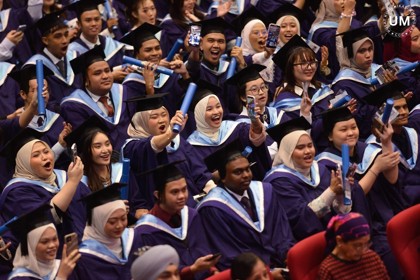 Graduates celebrate during a commencement ceremony at Universiti Malaya in Kuala Lumpur, Malaysia, Dec. 8, 2025. Photo: Universiti Malaya/Facebook.