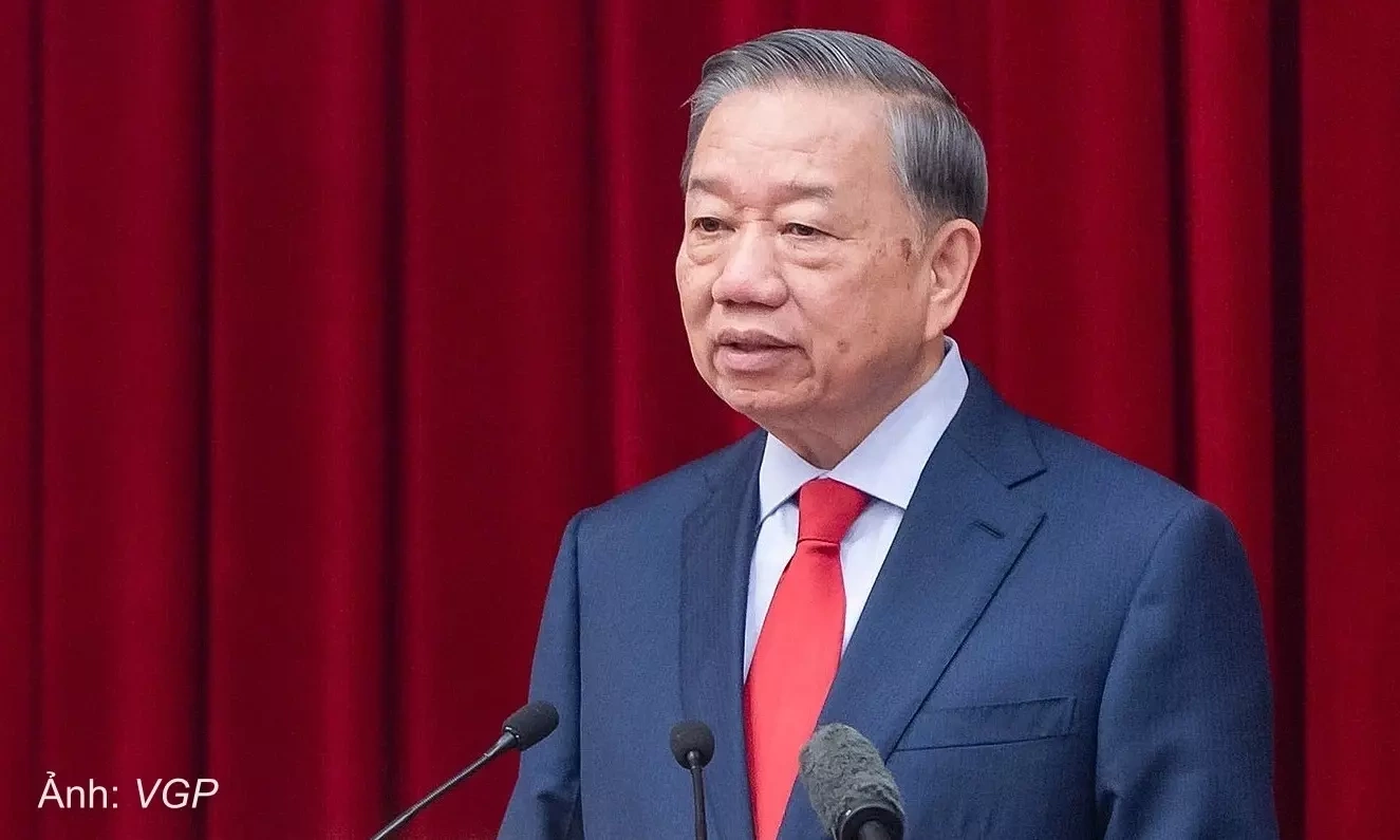 Party General Secretary and President To Lam delivers the opening remarks at the fourth plenum of the 14th Party Central Committee on the morning of Oct. 5, 2026. Photo courtesy of VGP