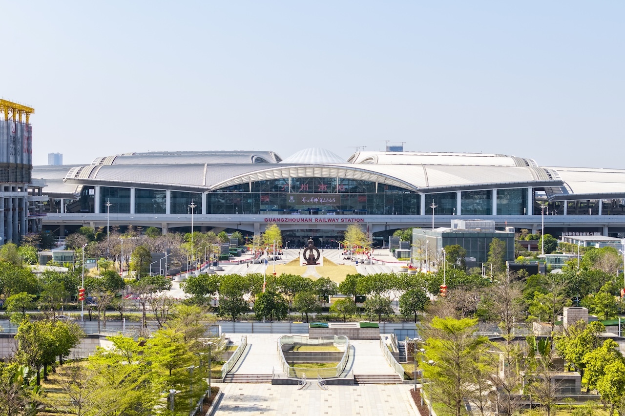The east square of Guangzhounan. Photo courtesy of Tim Wu