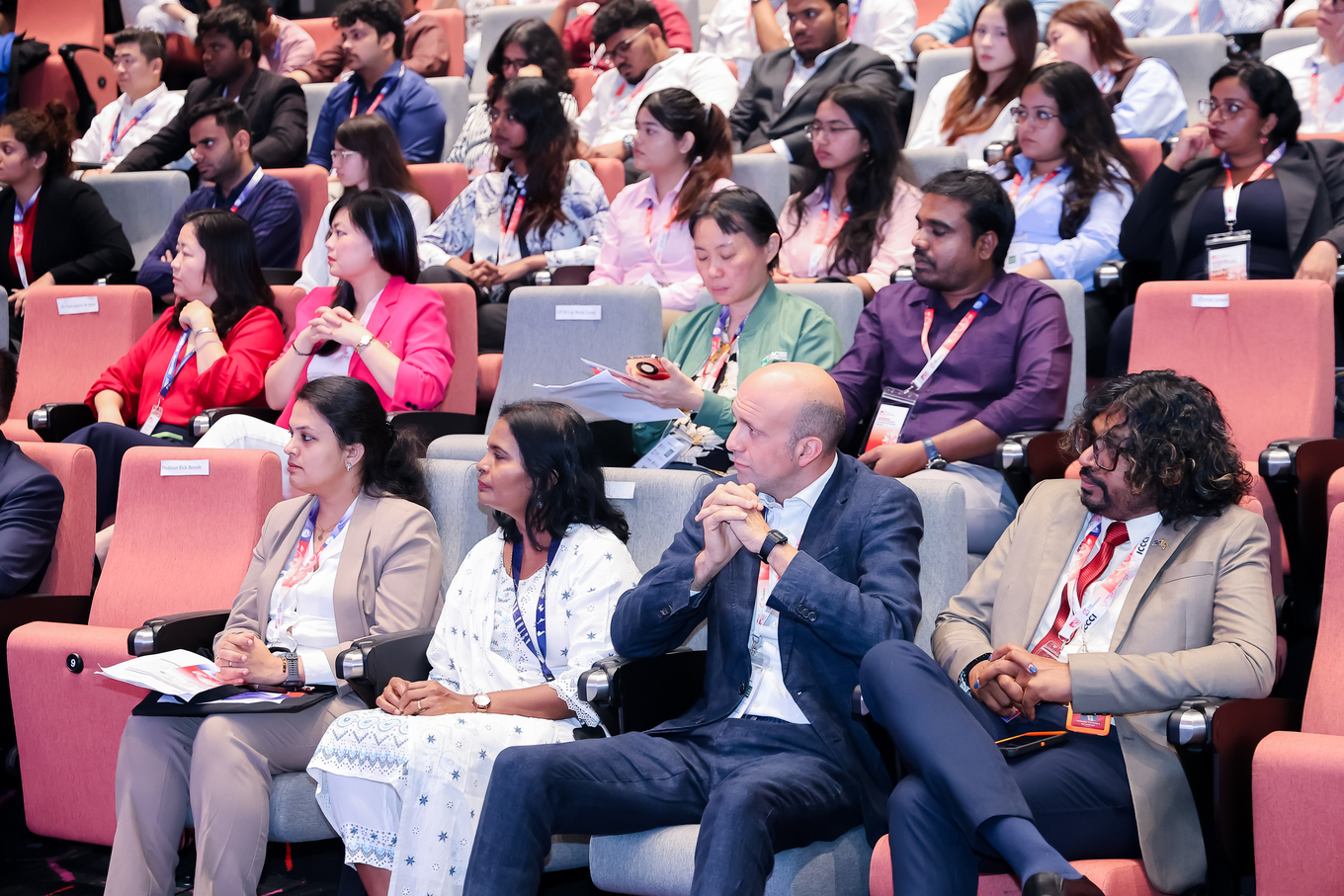 Scholars and representatives of universities and businesses from eight countries attend SIBE 2026. Photo courtesy of BUV